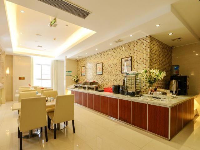Jinjiang Inn Xianning Yinquan Avenue Hot Spring Hotel Exterior foto